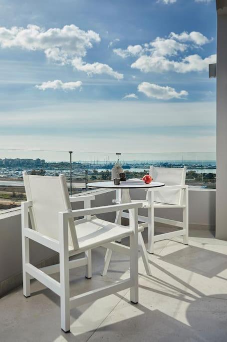 Cw Athens Riviera Suite Extérieur photo