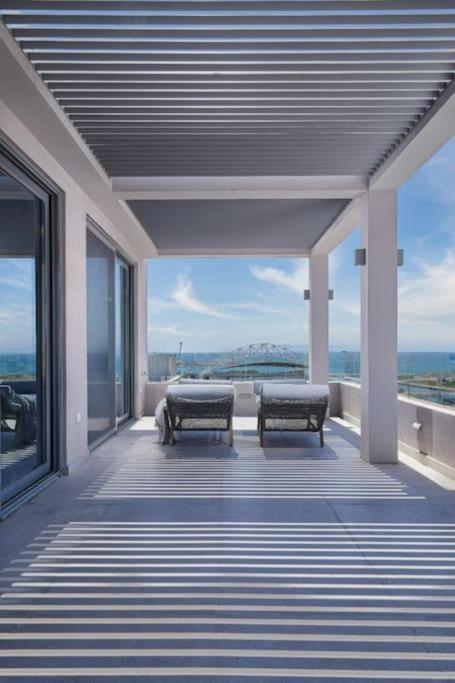 Cw Athens Riviera Suite Extérieur photo