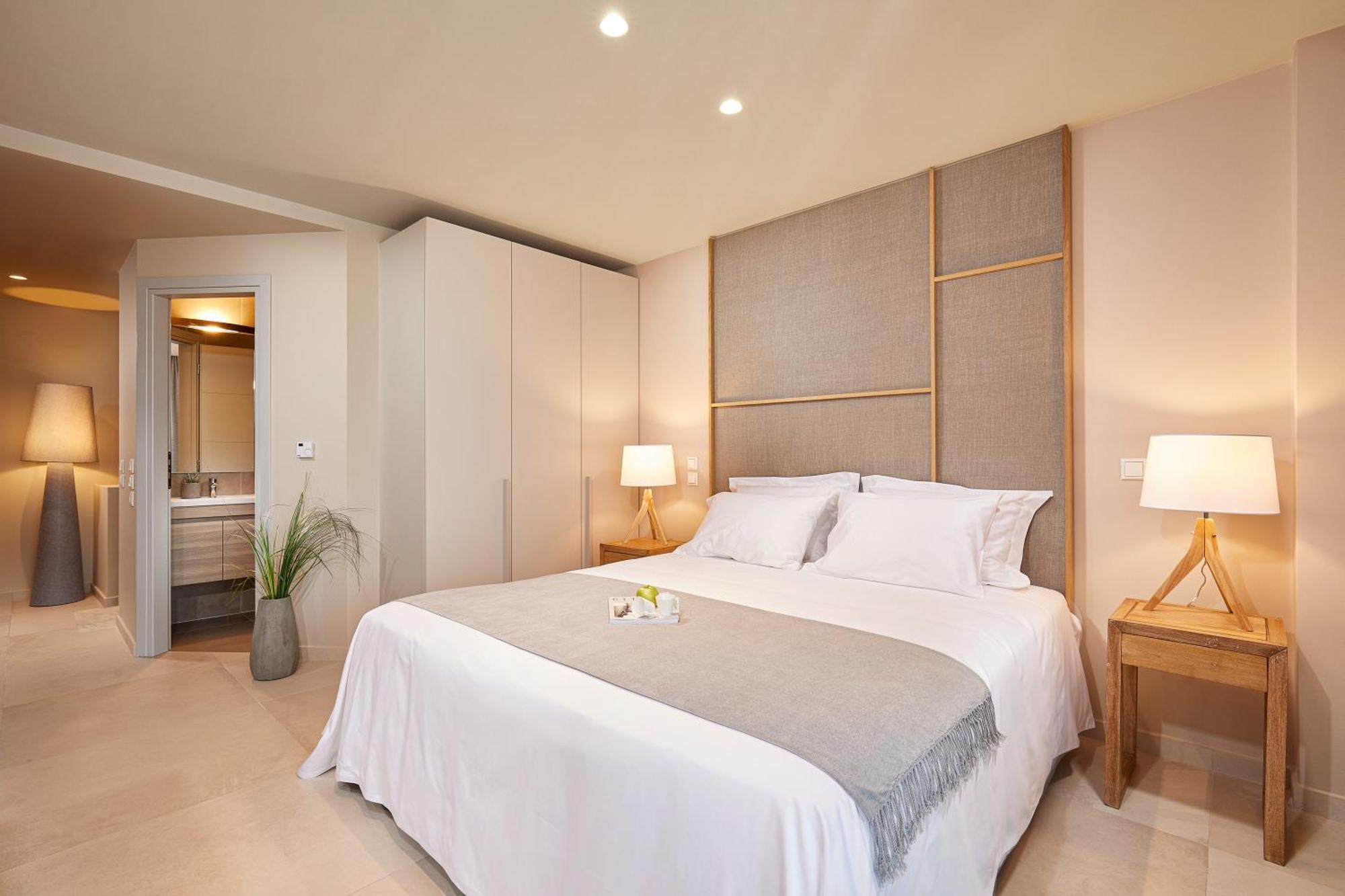 Cw Athens Riviera Suite Extérieur photo